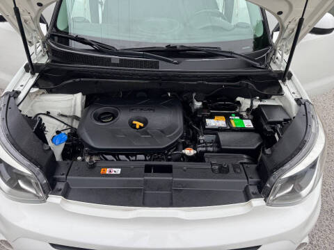 2018 Kia Soul +