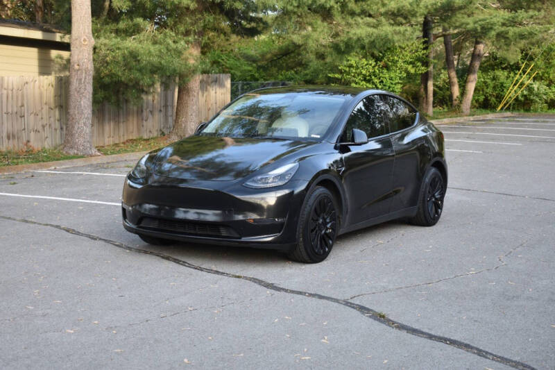 2023 Tesla Model Y Long Range - Photo 2