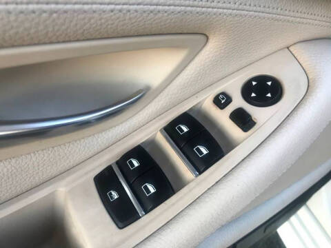 2012 BMW 5 Series 535i