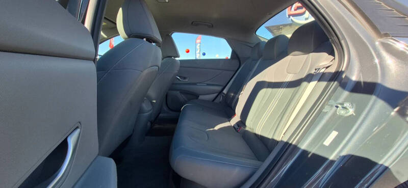 2023 Hyundai Elantra Hybrid Blue