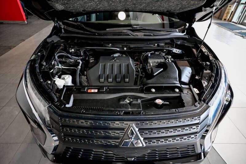 2022 Mitsubishi Eclipse Cross SE