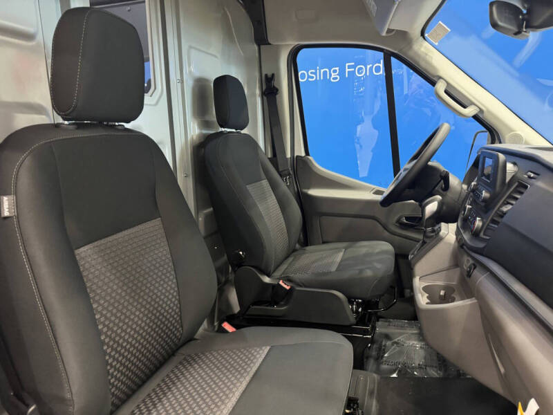 2024 Ford Transit 350