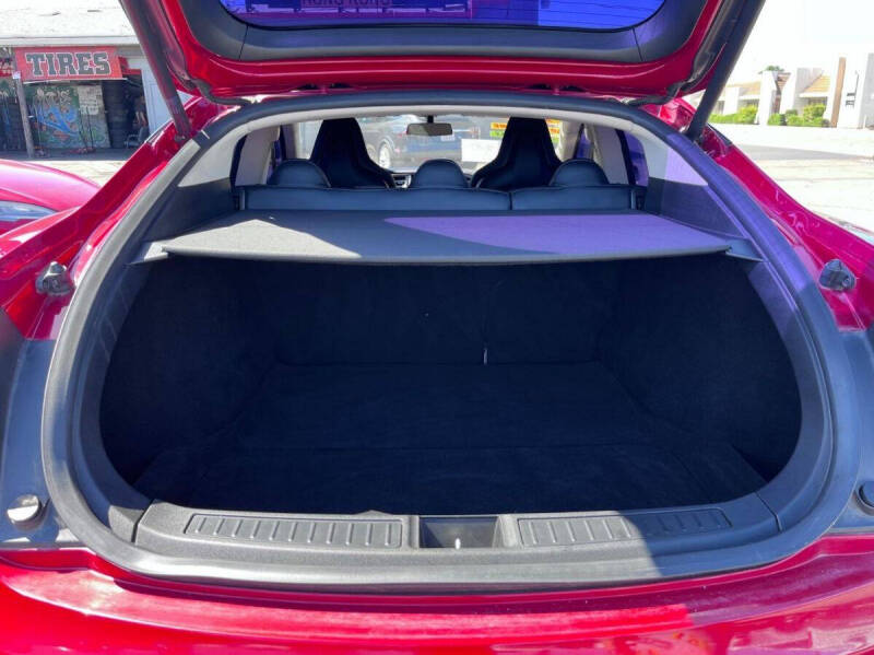 2014 Tesla Model S