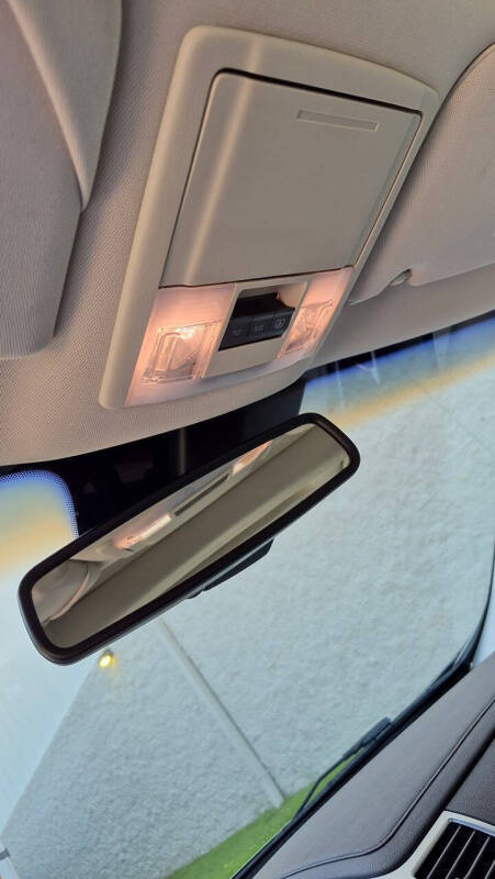2012 Lincoln MKS
