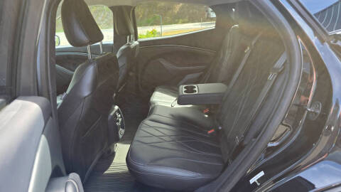 2021 Ford Mustang Mach-E Select