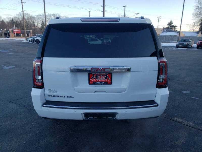 2016 GMC Yukon XL Denali