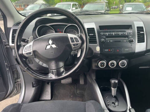 2008 Mitsubishi Outlander LS