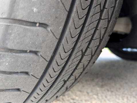 2021 Audi e-tron quattro Premium