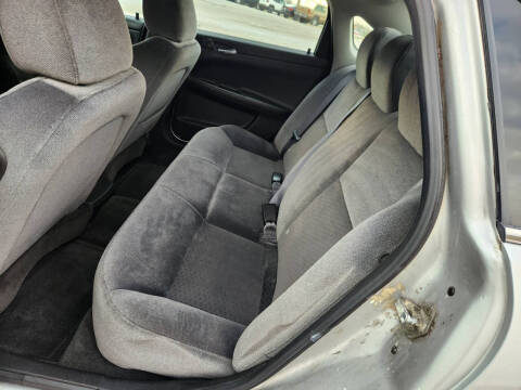 2011 Chevrolet Impala LS