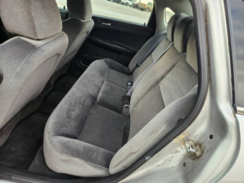 2011 Chevrolet Impala LS