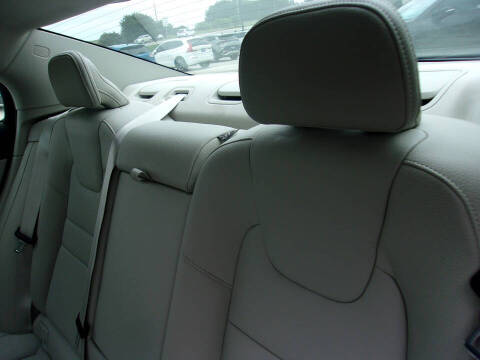 2024 Volvo S60 B5 Plus Dark Theme