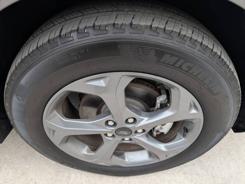 2023 Ford Escape Hybrid ST-Line Select