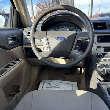 2012 Ford Fusion SE