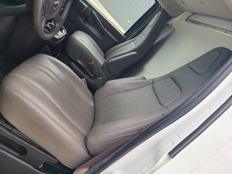 2019 GMC Savana 2500