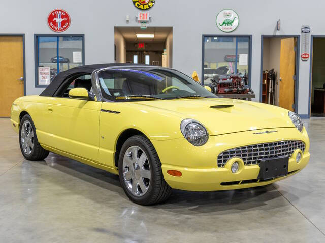 2002 Ford Thunderbird Deluxe