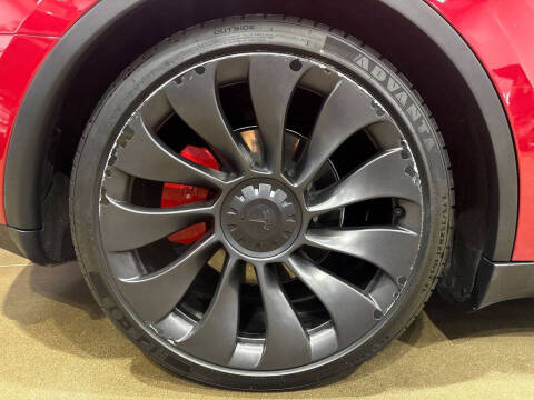2023 Tesla Model Y Performance