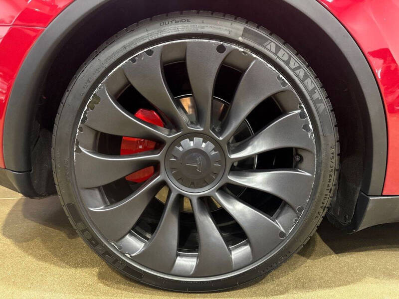 2023 Tesla Model Y Performance
