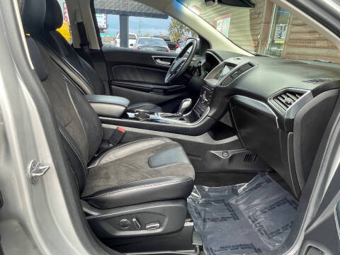 2016 Ford Edge Sport