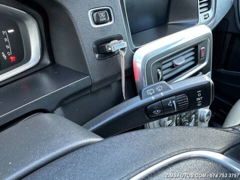 2017 Volvo V60 T5 Premier