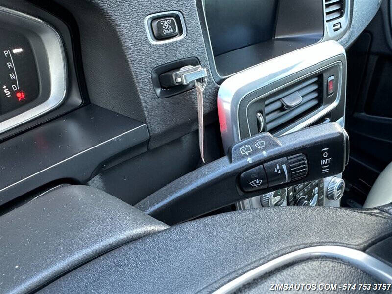 2017 Volvo V60 T5 Premier