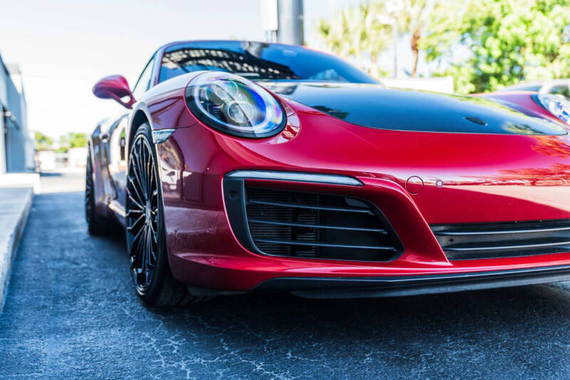 2018 Porsche 911