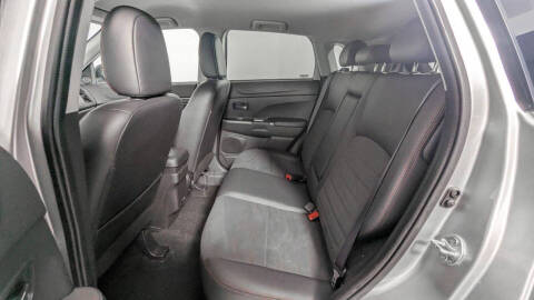 2024 Mitsubishi Outlander Sport SE