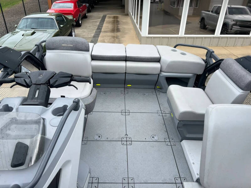 2023 Sea-Doo Switch