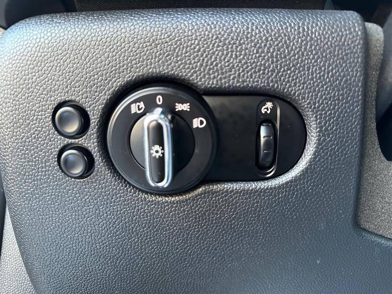 2016 MINI Hardtop 4 Door Cooper