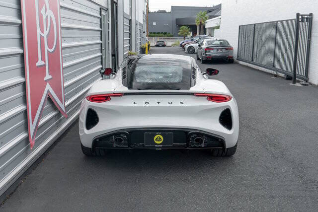 2025 Lotus Emira V6 Base