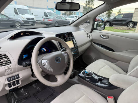 2012 Nissan LEAF SL