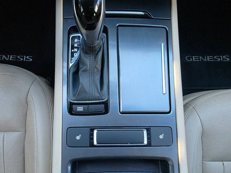 2016 Hyundai Genesis 3.8L