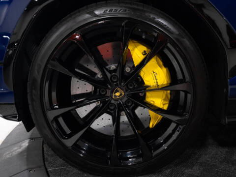 2023 Lamborghini Urus S