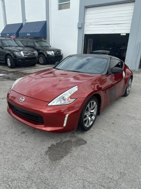 2013 Nissan 370Z for sale at MIAMI AUTOWISE, LLC. in Miami FL