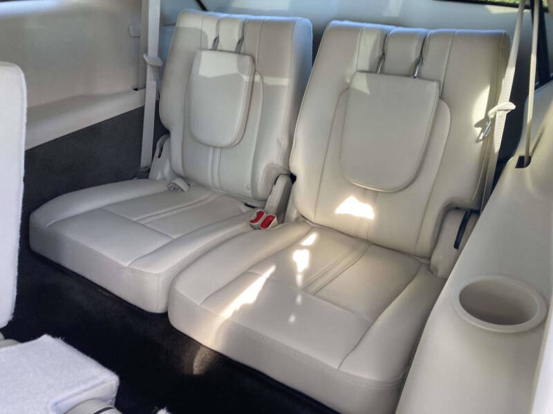 2016 Lincoln MKT EcoBoost