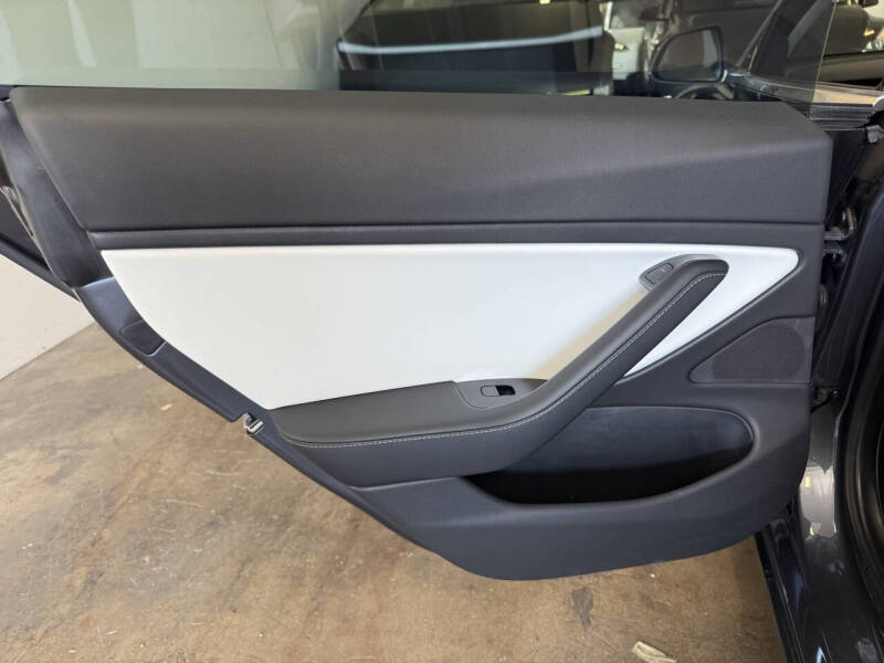 2018 Tesla Model 3 Performance