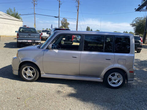 2004 Scion xB