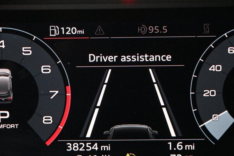 2021 Audi Q3 quattro S line Prem Plus 45 TFSI