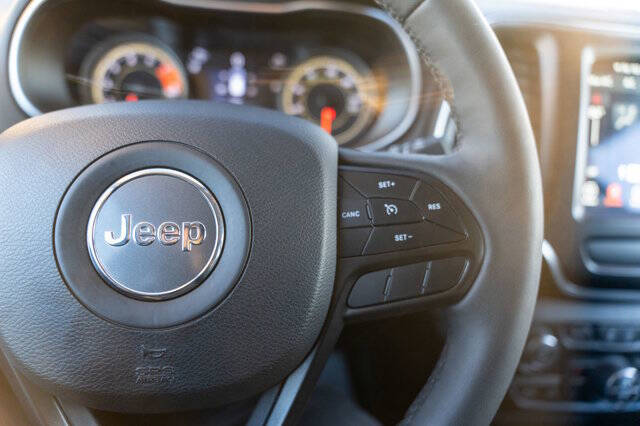 2022 Jeep Cherokee Trailhawk