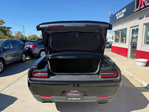 2015 Dodge Challenger SXT Plus