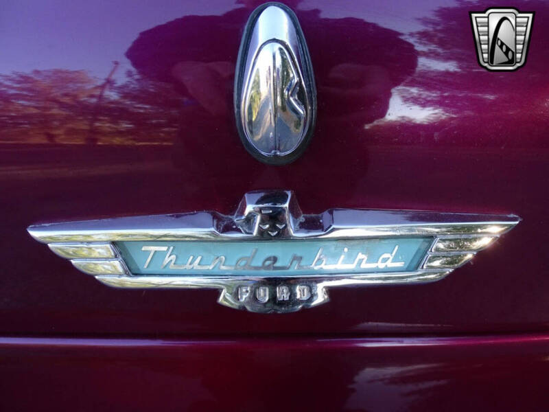 1957 Ford Thunderbird