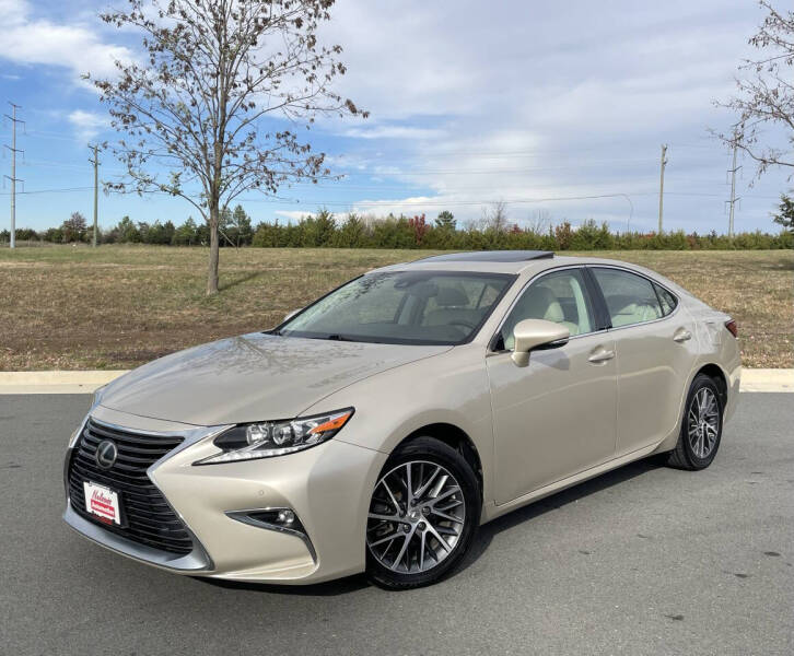 2017 Lexus ES 350's photo