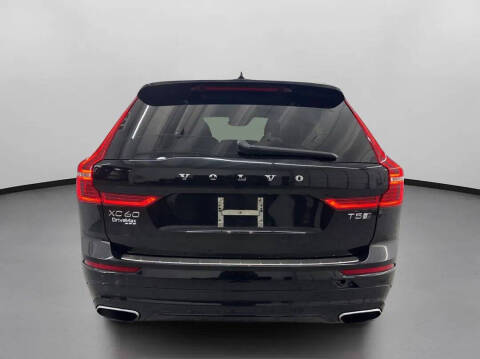 2018 Volvo XC60 T5 R-Design