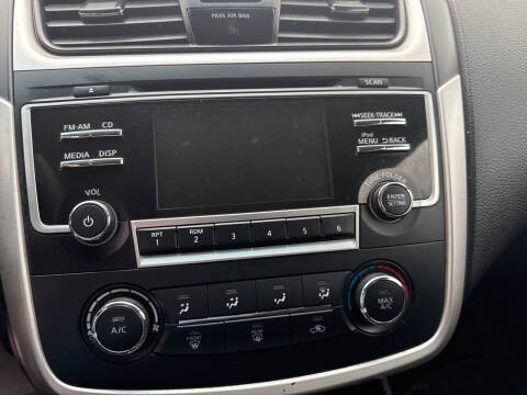 2017 Nissan Altima 2.5 SR