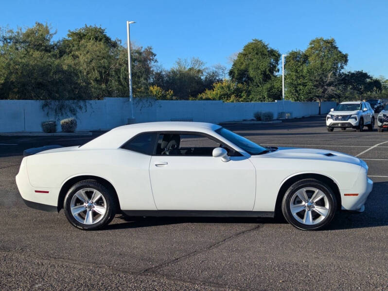 2023 Dodge Challenger SXT