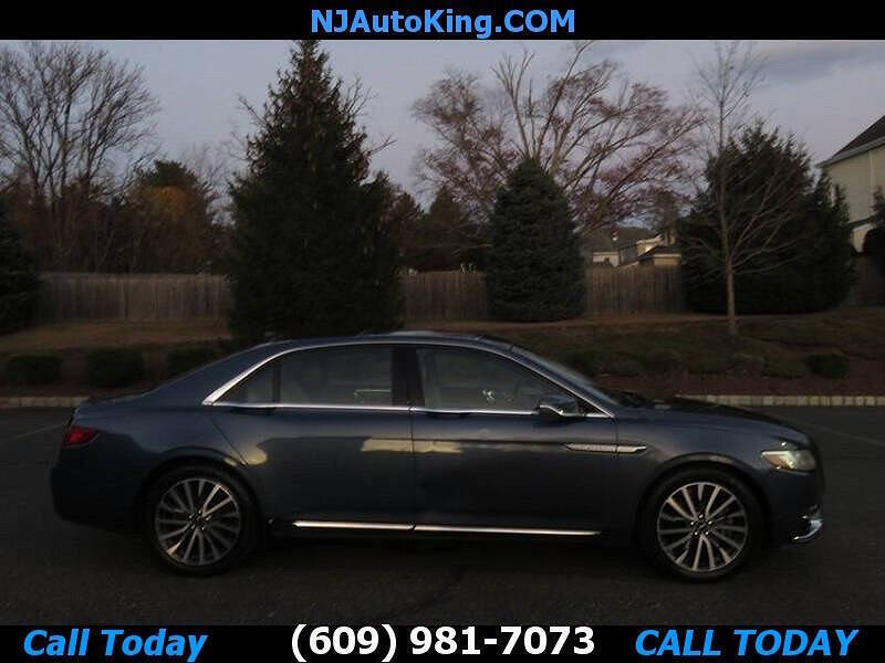 2018 Lincoln Continental Select