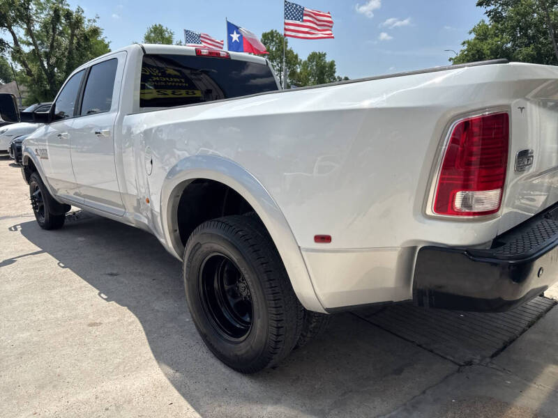 2015 RAM 3500 Laramie