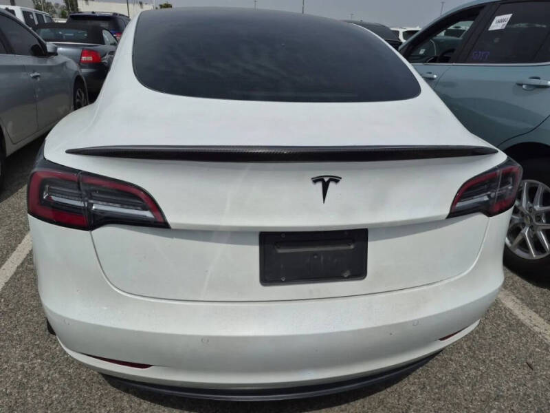 2021 Tesla Model 3 Standard Range Plus