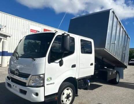 2019 Hino 195