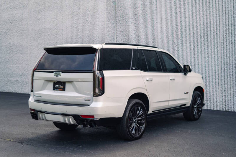 2024 Cadillac Escalade-V