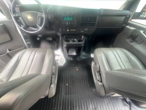 2020 Chevrolet Express 2500